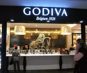 為什麼《日本GODIVA巧克力》慘到面臨裁員重整？網友批評都是在便利商店上架惹的禍