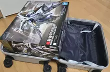韓國鋼彈迷遊日本《買鋼普拉塞不進行李箱》網友們集思廣益提供解方了……