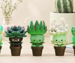 扭蛋商品《多肉植物小妖精》第二彈預計10月中旬推出 特別喜愛小東西療癒自己的朋友，這一檔也不要錯過唷
