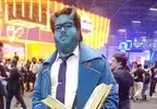 人生第一次Cosplay獻給了《生死僵局Deadlock》的角色「Abrams」，染了一頭藍結果回家洗不掉