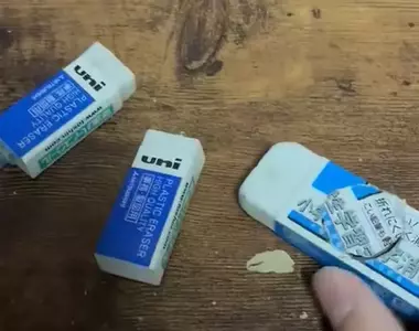 網友打掃房間時發現的奇怪橡皮擦 不但能當指尖陀螺甚至還可以當自動鉛筆使用？
