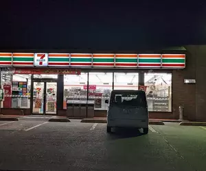 《這間7-11看起來很老舊》日本網友好奇大家都是怎麼判斷的呢？