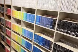 《愛讀書的人》收書的方式分成兩大派 有人喜歡整整齊齊有人卻堆了滿地