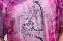 集英社100週年推出《UNIQLO獵人T恤》西索款太紫看不太到怎辦？網友想到一招讓其成功褪色顯現的方法