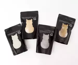 酷似貓毛的奇特商品《UCHINOKO NO KE》難道日本開始流行吃貓毛？其實真相是「棉花糖」，而且推出後貓奴們完全抗拒不了