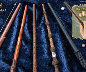 扭蛋商品《哈利波特魔法杖》分別有「哈利波特」、「榮恩」、「妙麗」、「鄧不利多」以及「石內卜」等五種造型