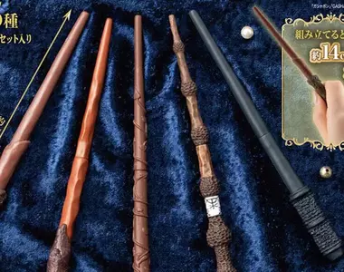 扭蛋商品《哈利波特魔法杖》分別有「哈利波特」、「榮恩」、「妙麗」、「鄧不利多」以及「石內卜」等五種造型