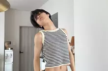 老婆醞釀四年的計畫《公開處刑偷穿我衣服的老公》公開個人時裝秀照片在網路上引起轟動