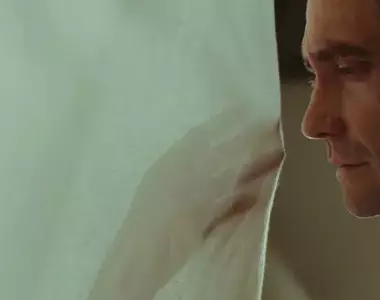傑克葛倫霍主演《滯留》前導預告公開 電影預計2027年2月大銀幕上映