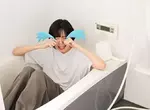 做出了一個能隨時隨地《哭哭戒指》有了它隨時隨地都可以像動漫角色那樣痛哭一場