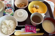 《日本網友抱怨住院餐》被狠狠吐槽太不知足了 大家都來分享更糟糕的住院餐