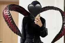 網友製作《東京喰種》主角金木研從腰部展開的「赫子」，令人難以置信的完成品引起410萬網友瀏覽
