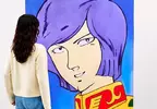 一番賞《機動戰士鋼彈 UNIVERSAL CENTURY SAGA INTERLUDE》全商品公開，長寬200x140公分的卡爾馬薩比肖像畫，這誰想的點子太壞了