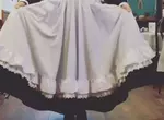 《女僕提起裙子的動作》其實是一種威嚇姿勢？女僕們都來展示自己的威嚇了