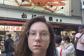 《人中之龍聖地巡禮》紐西蘭網友遊日本跟大螃蟹自拍 人龍粉絲們都來分享朝聖照