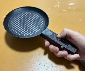 網友製作《模仿奶油融化效果的電子平底鍋》不只有點陣的光點移動就連聲音也模仿了出來