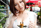 西條琉璃　擁有M罩杯星艦級巨乳的AV女優