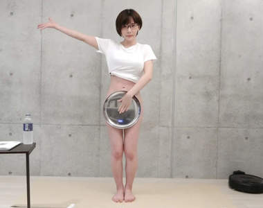 深田詠美挑戰《AKIRA100%裸藝表演》本片鐵盤挑戰沒有手滑...沒有手滑