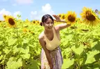 擁有日規L罩杯的《田野憂》首支電子寫真集推出，話說那個向日葵不是應該朝向太陽的角度嗎！？