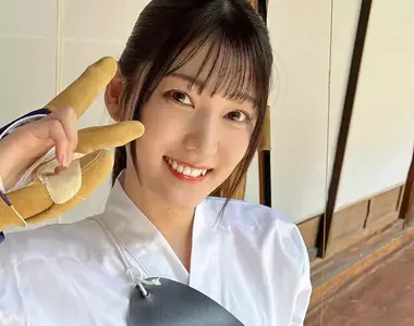 特技是弓道的S1專屬新人《初美なのか/初美菜乃花》被片商譽為國寶的美人就此誕生