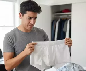 男性用蝴蝶結蕾絲胖次 穿上後真的有變身成女孩的感覺惹！？